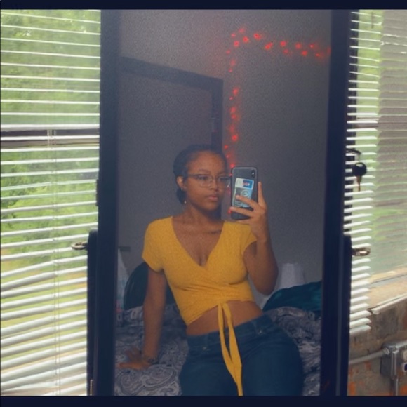 Meet your Posher, Shanice - Picture 2 of 5